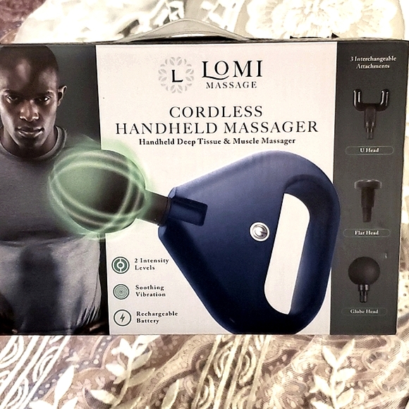 "NEW" Cordless Handheld Massager By Lomi - Rechargeable with Attachments - Picture 1 of 6